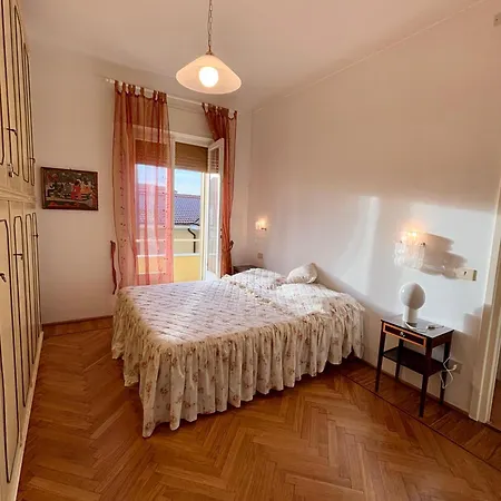 Via Nuvoloni Appartement *