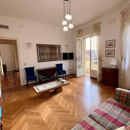 Apartment Via Nuvoloni *
